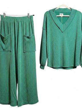 BiBi Jade Green Knit Sweater and Wide-Leg Pant Set